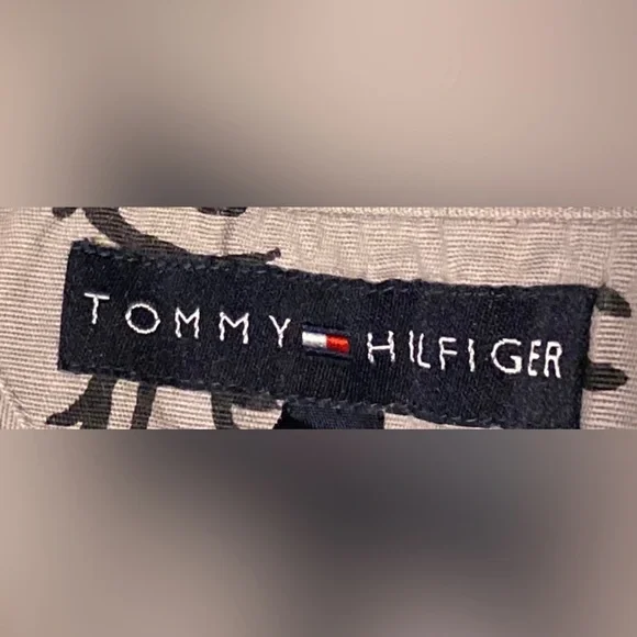 Tommy Hilfiger Grey/Cream Oriental Men's Medium Short Sleeve button down shirt - Picture 4 of 8